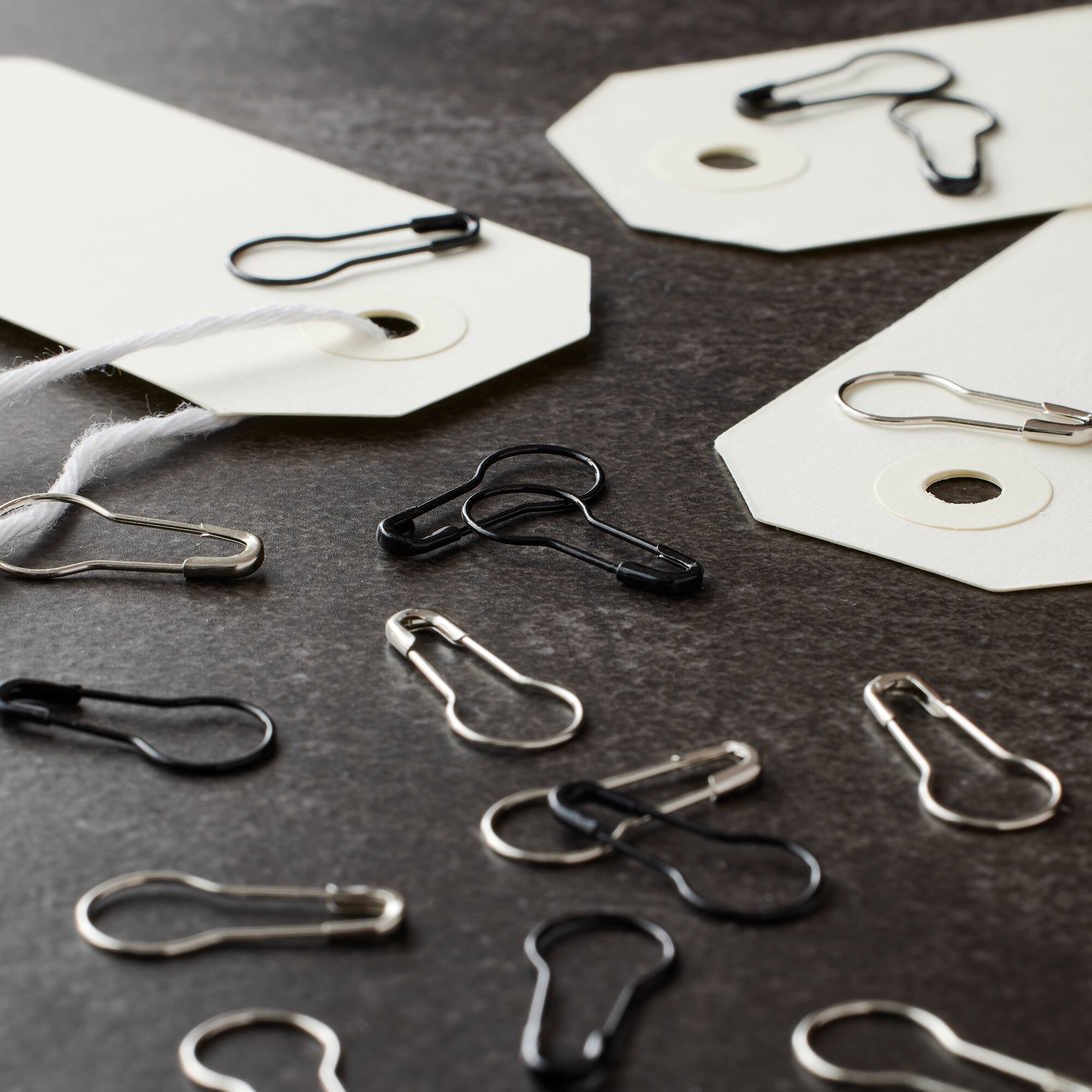 Bulb Pins By Loops & Threads®